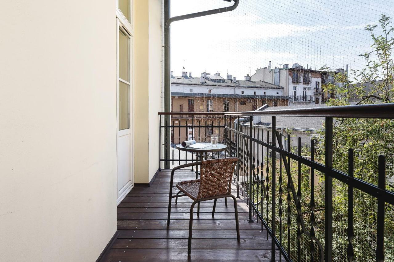 Apartments Cracow Miodowa By Renters Krasków Dış mekan fotoğraf