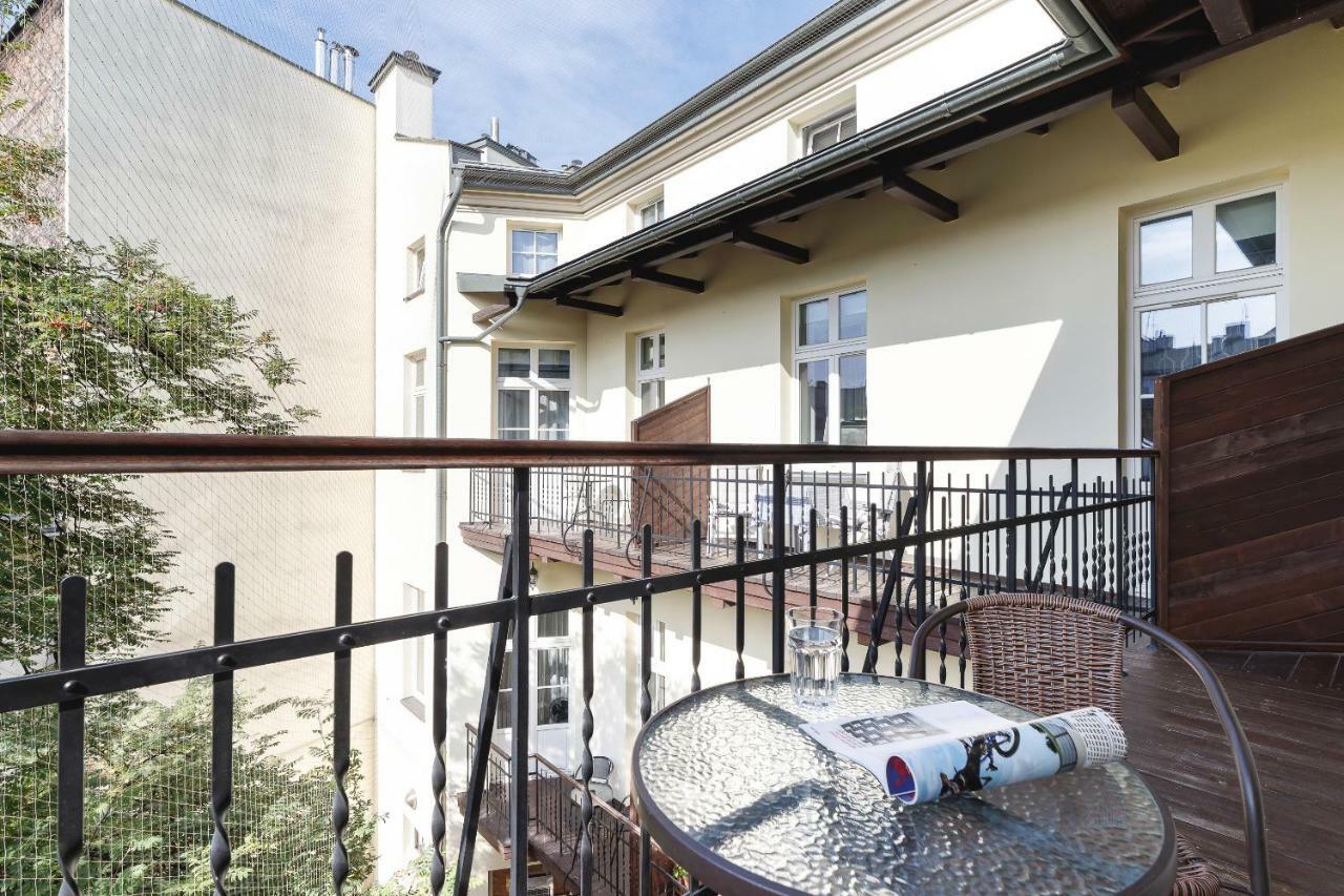 Apartments Cracow Miodowa By Renters Krasków Dış mekan fotoğraf