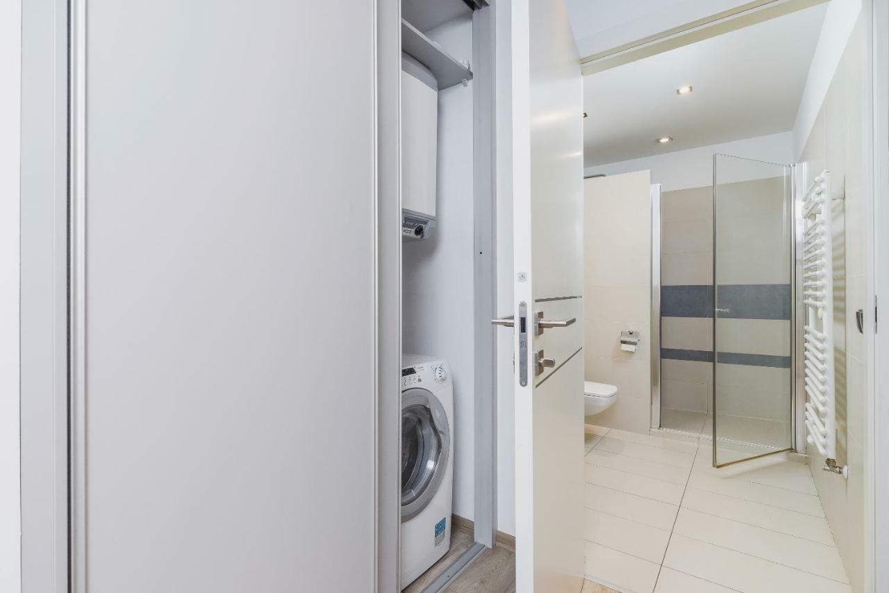 Apartments Cracow Miodowa By Renters Krasków Dış mekan fotoğraf